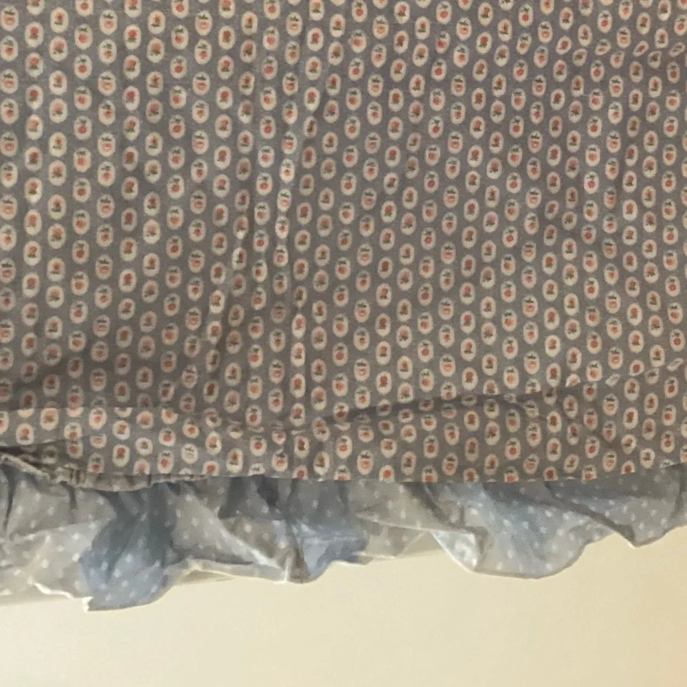 Vintage Shabby Chic Ruffled Valance